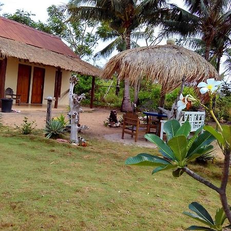 Asari Timo Cottage Karimunjawa Buitenkant foto