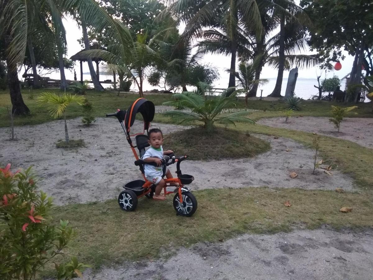Asari Timo Cottage Karimunjawa Buitenkant foto