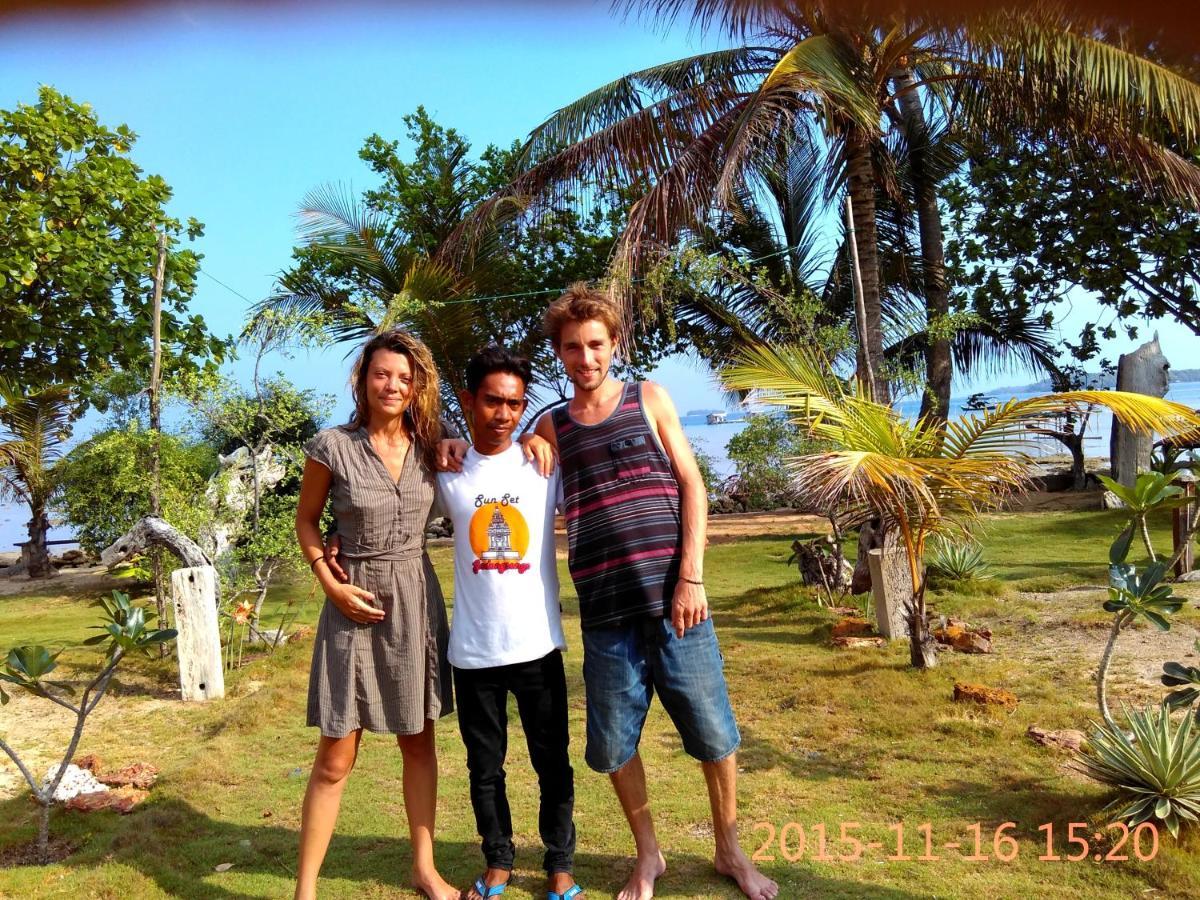 Asari Timo Cottage Karimunjawa Buitenkant foto