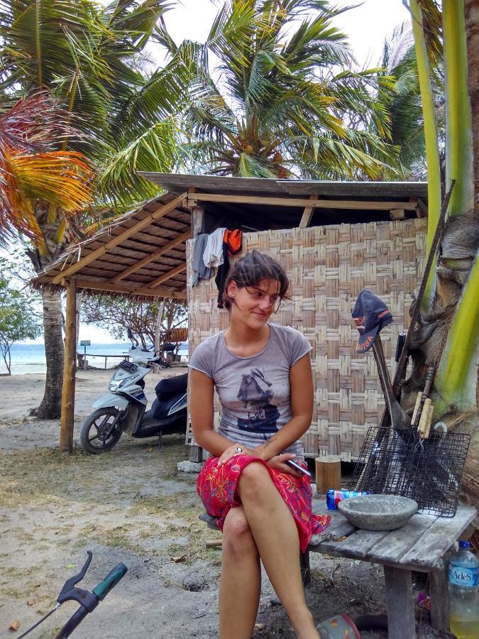 Asari Timo Cottage Karimunjawa Buitenkant foto